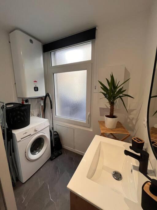Beau Loft Room Proche Mont Saint Michel Jaccuzi Illimite En Plein Centre アブランシュ エクステリア 写真