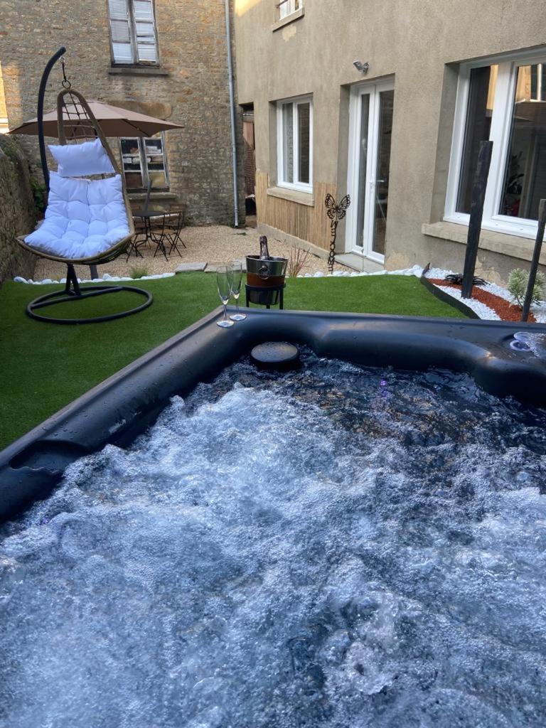 Beau Loft Room Proche Mont Saint Michel Jaccuzi Illimite En Plein Centre アブランシュ エクステリア 写真